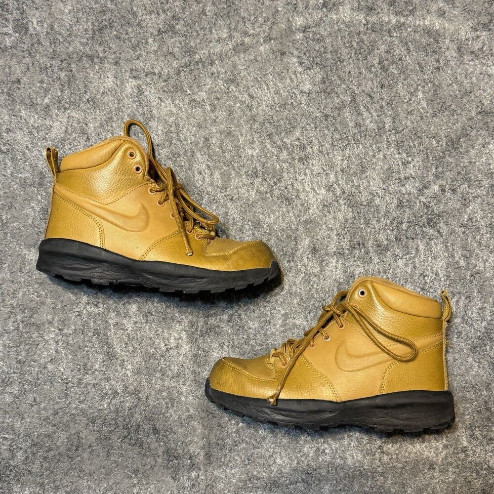 NIKE Manoa LTR BQ5373-700 Size 3.5Y Wheat Hightop Leather Boots Womens Size 5
